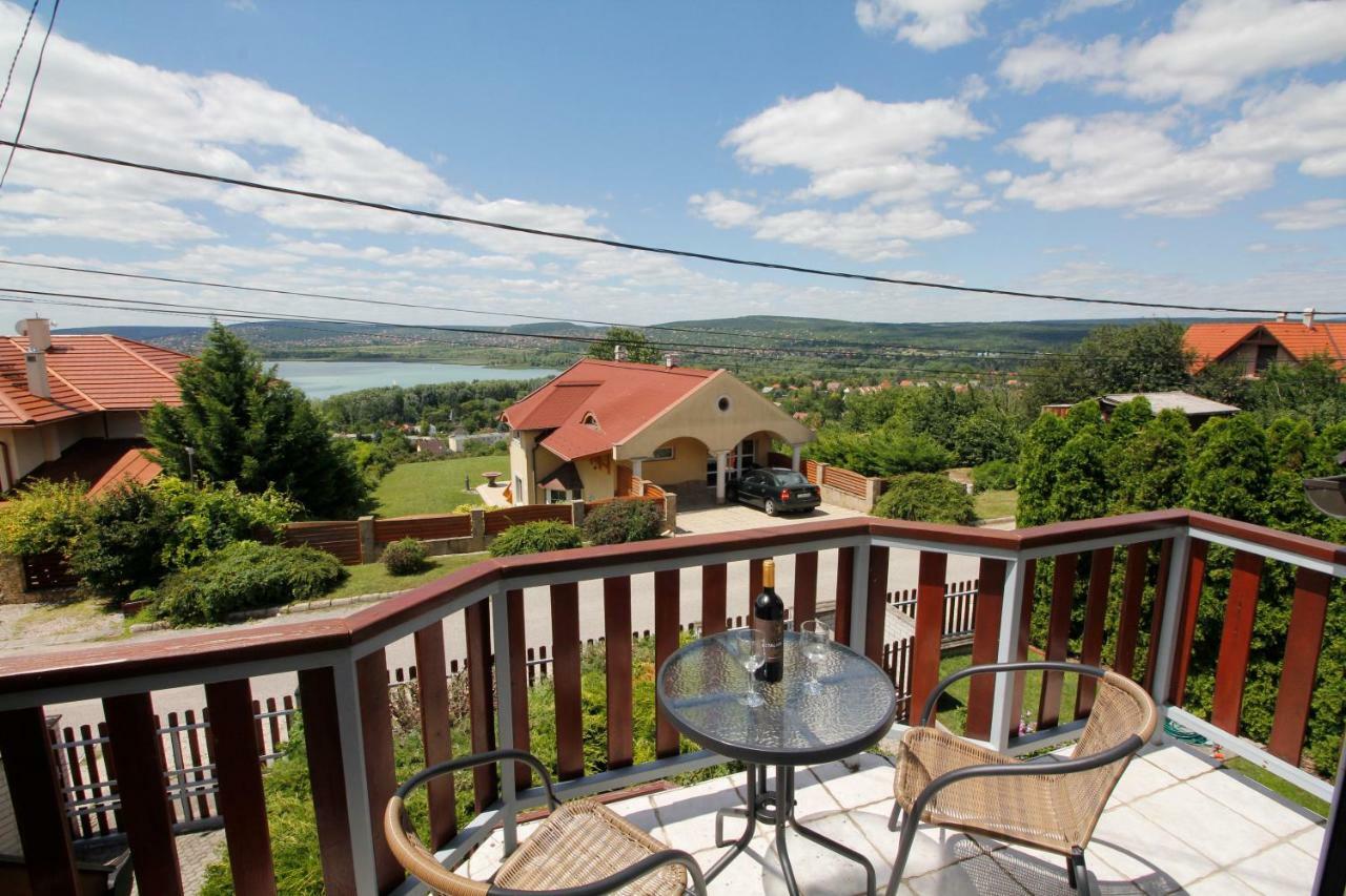 Szepkilatas Vendeghaz Villa Balatonfůzfő Bagian luar foto