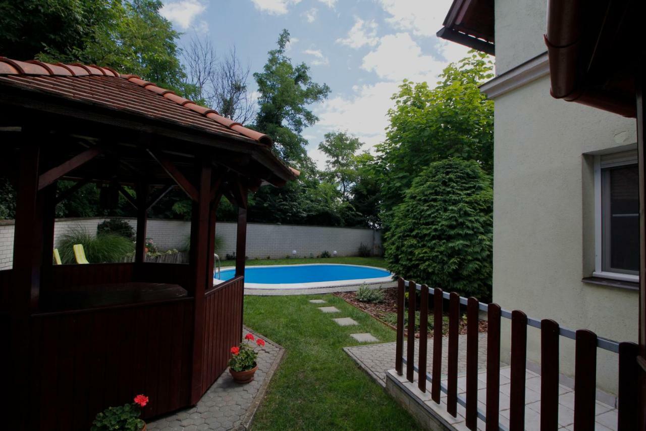 Szepkilatas Vendeghaz Villa Balatonfůzfő Bagian luar foto
